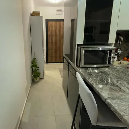 Nelly's Place 10 Apartment *