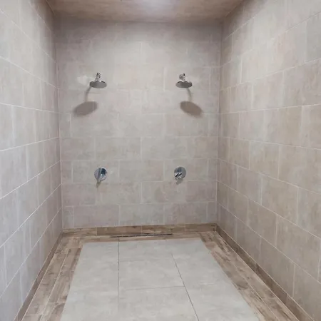 Nelly's Place 10 Apartment *