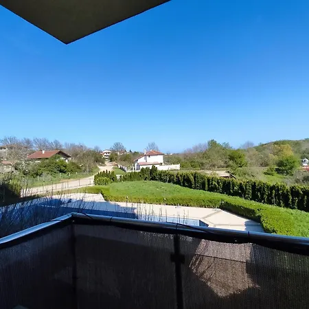 Nelly's Place 10 * Shkorpilovtsi